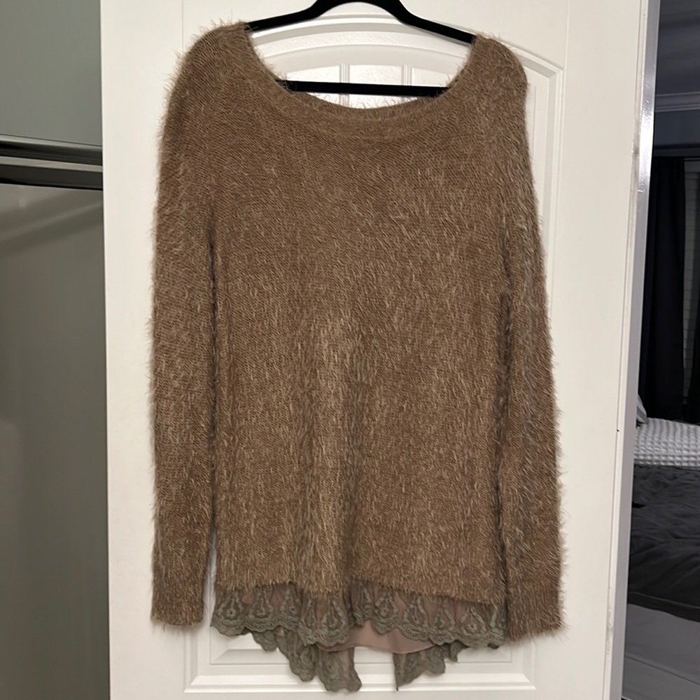 S/M Light Brown Wide Neck Altard State Boutique Sweater With Detailed Back